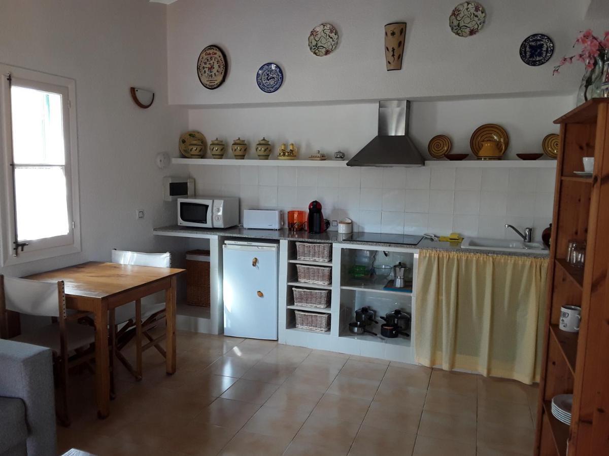 カラ・エン・ブラネスApartamento En Calan Blanes, Ciutadellaアパートメント エクステリア 写真