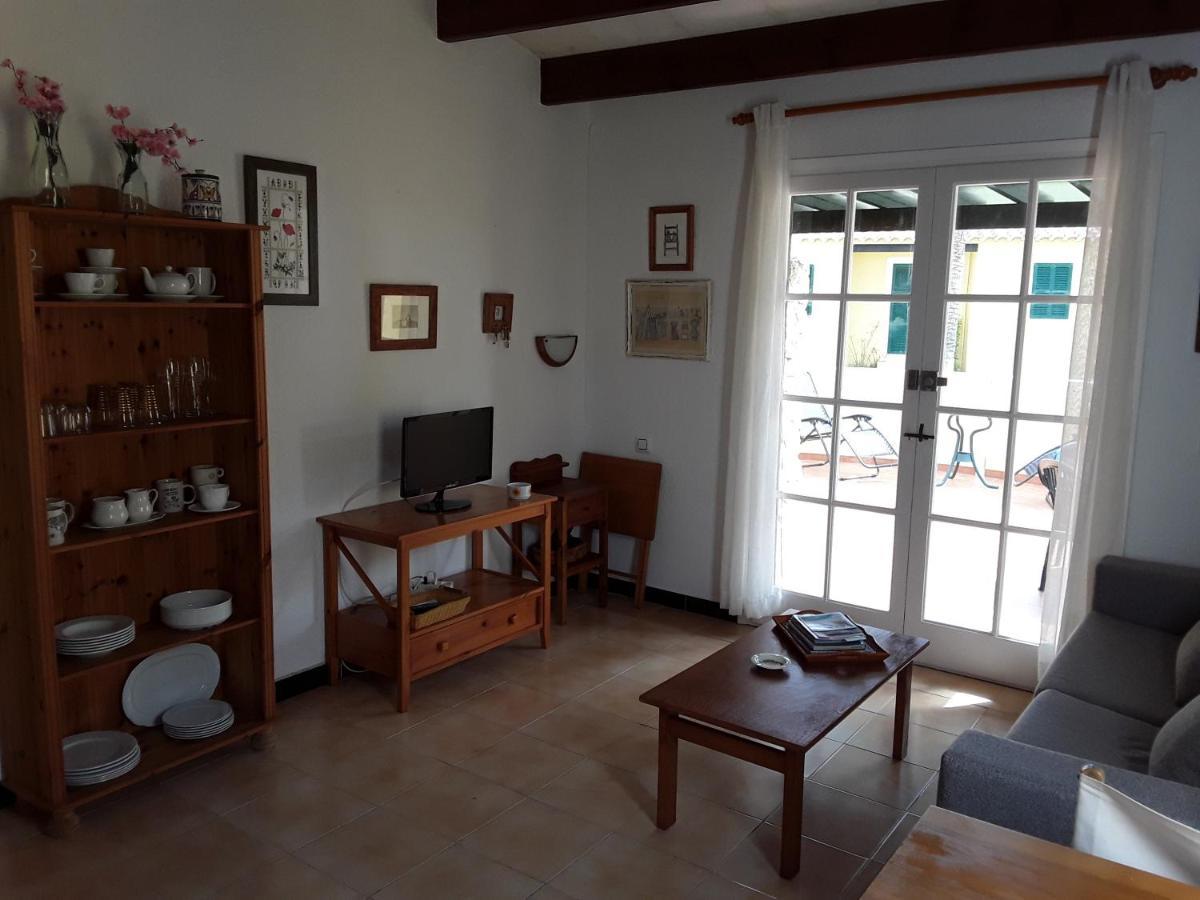 カラ・エン・ブラネスApartamento En Calan Blanes, Ciutadellaアパートメント エクステリア 写真