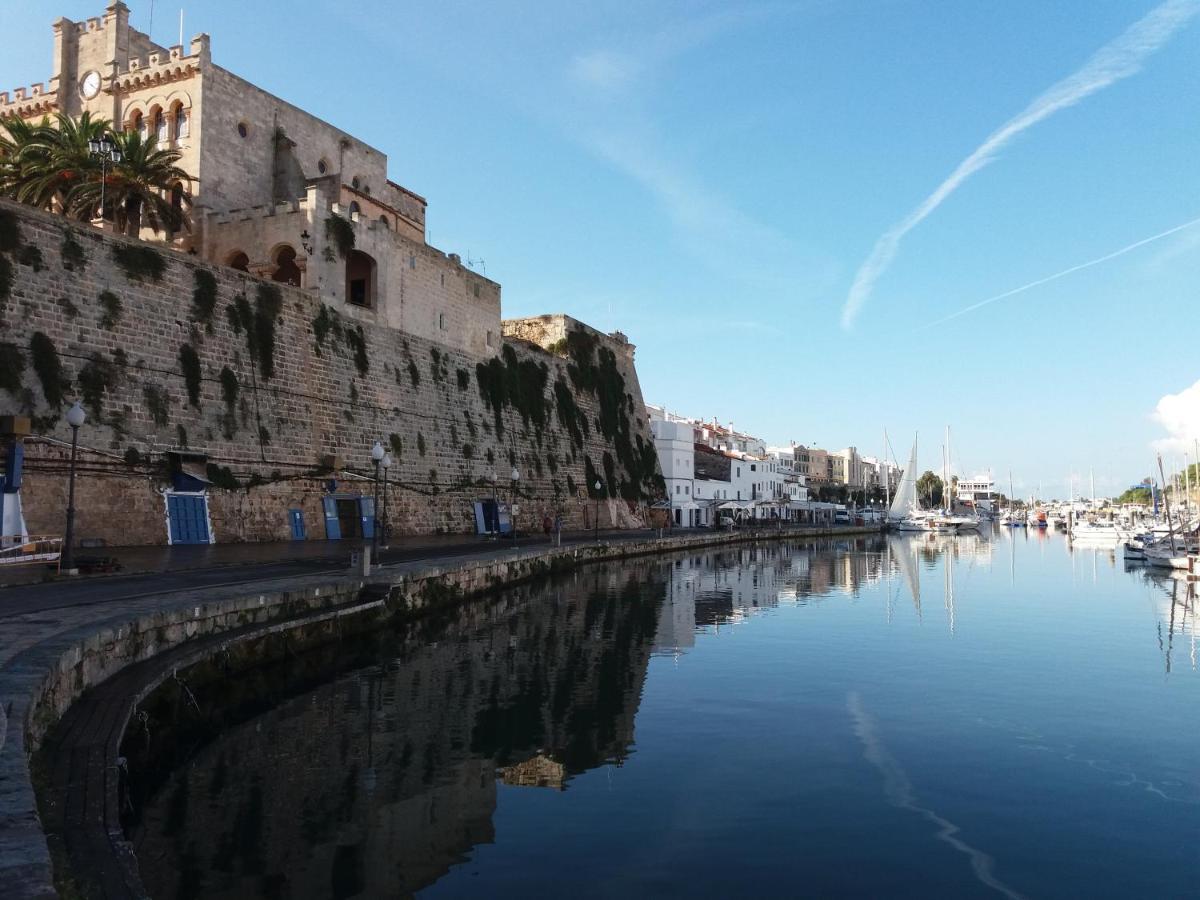 カラ・エン・ブラネスApartamento En Calan Blanes, Ciutadellaアパートメント エクステリア 写真